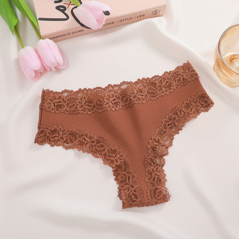 Women's cotton-lined thong underwear